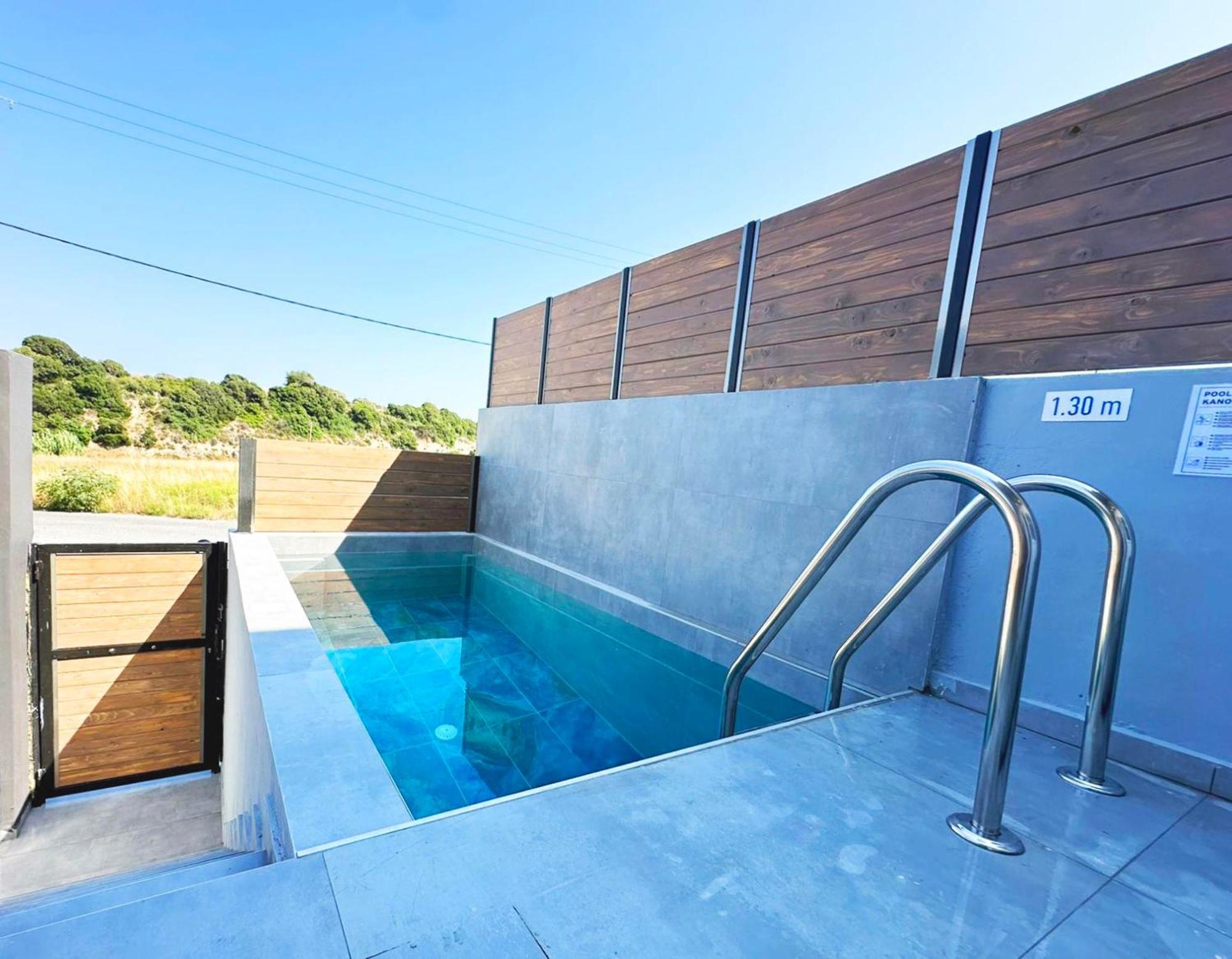 Armonikon Pool
